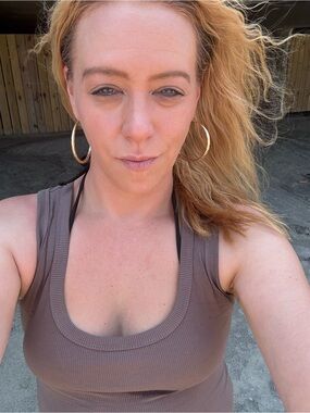 Meet your Posher, Tara - the Resellin’ Mama!